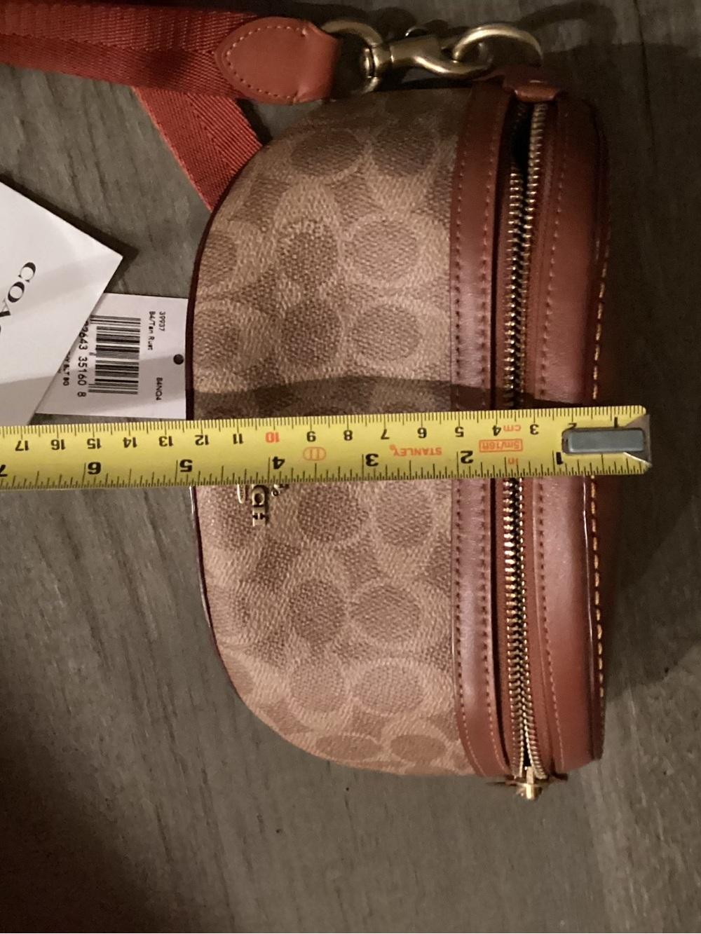 Super Rare made for Japan Coach Signature Adjustable Leather Belt Bag/Crossbody - Picture 6 of 8